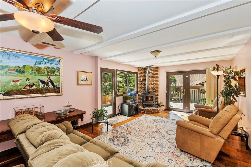 Crestline, California, 92325, United States, 3 Bedrooms Bedrooms, ,2 BathroomsBathrooms,Residential,Forsale,2013198