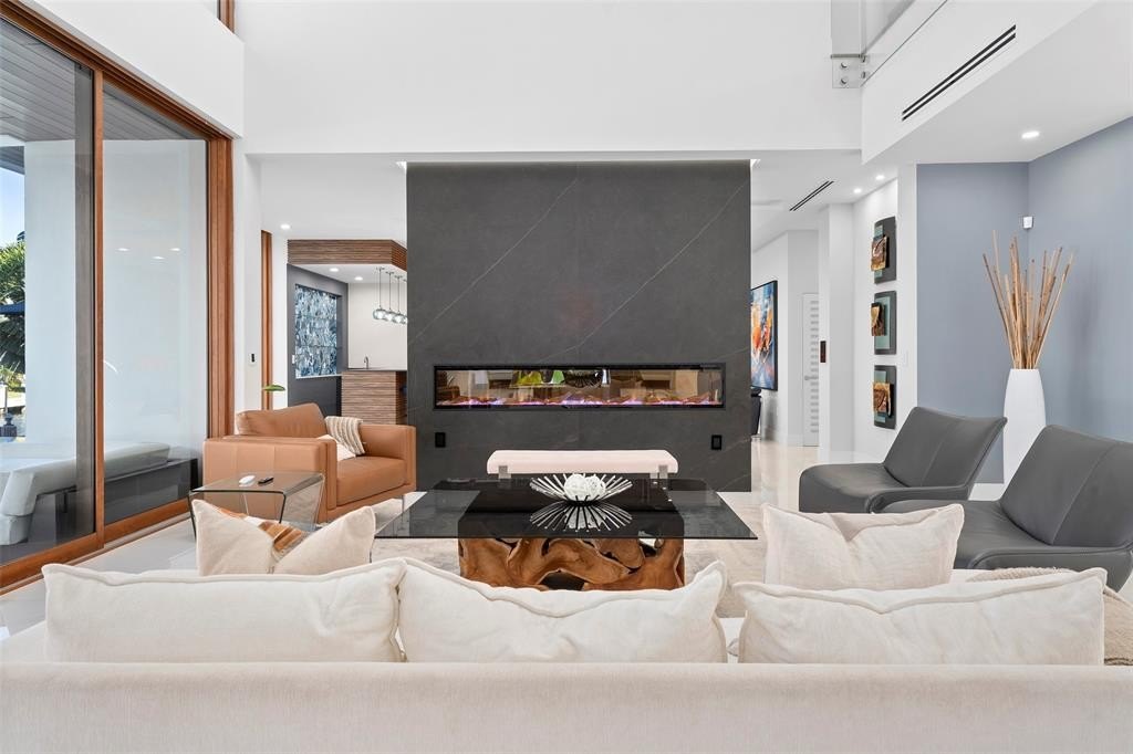 Lighthouse Point, Florida, 33064, United States, 5 Bedrooms Bedrooms, ,5.5 BathroomsBathrooms,Residential,Forsale,2011622