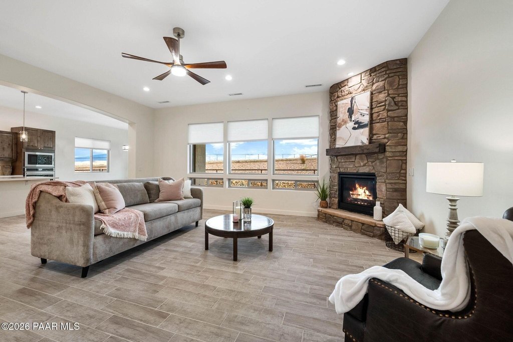 Prescott Valley, Arizona, 86315, United States, 3 Bedrooms Bedrooms, ,3 BathroomsBathrooms,Residential,Forsale,2011270