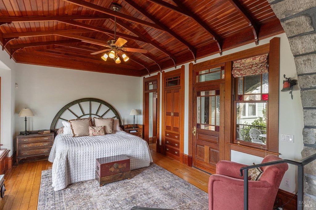 Windsor, California, 95492, United States, 5 Bedrooms Bedrooms, ,4 BathroomsBathrooms,Residential,Forsale,2004744