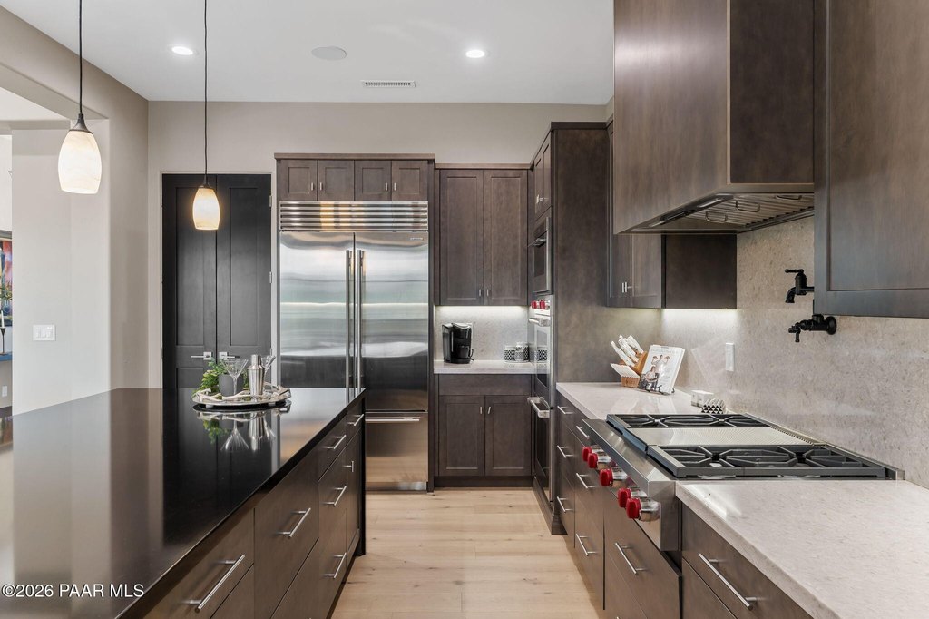 Prescott, Arizona, 86305, United States, 3 Bedrooms Bedrooms, ,4 BathroomsBathrooms,Residential,Forsale,2011273