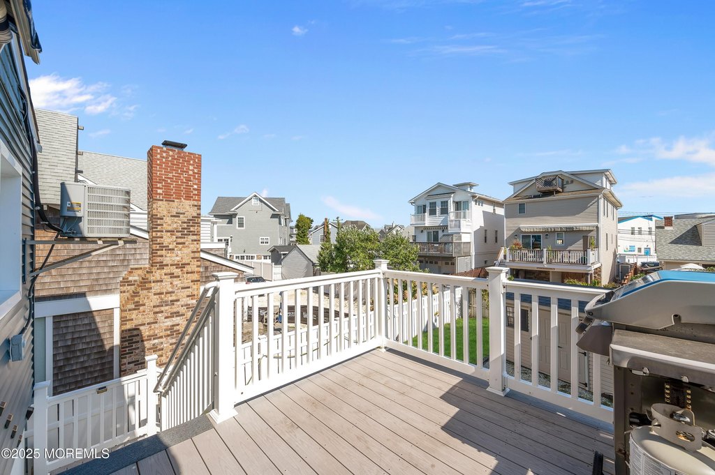 Manasquan, New Jersey, 08736, United States, 2 Bedrooms Bedrooms, ,1 BathroomBathrooms,Residential,Forsale,1984552