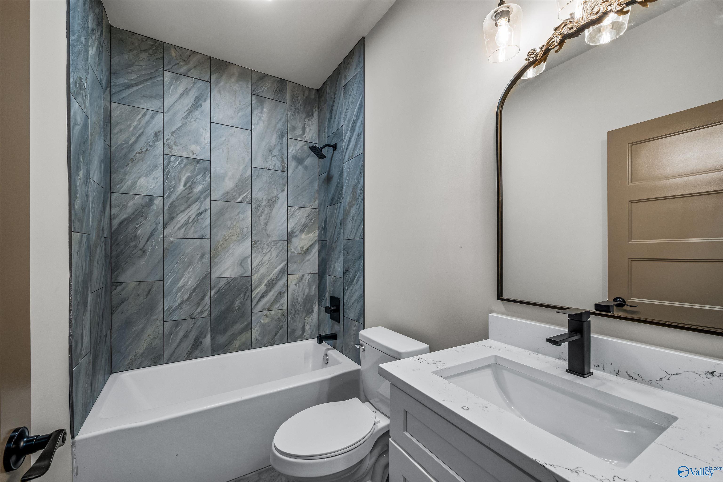 Fort Payne, Alabama, 35967, United States, 4 Bedrooms Bedrooms, ,3.5 BathroomsBathrooms,Residential,Forsale,2007685