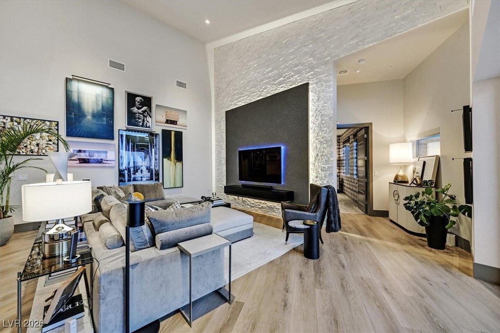 Las Vegas, Nevada, 89135, United States, 3 Bedrooms Bedrooms, ,3.5 BathroomsBathrooms,Residential,Forsale,2012249