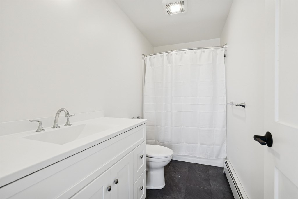 Woodstock, Vermont, 05091, United States, 3 Bedrooms Bedrooms, ,3.5 BathroomsBathrooms,Residential,Forsale,2004852