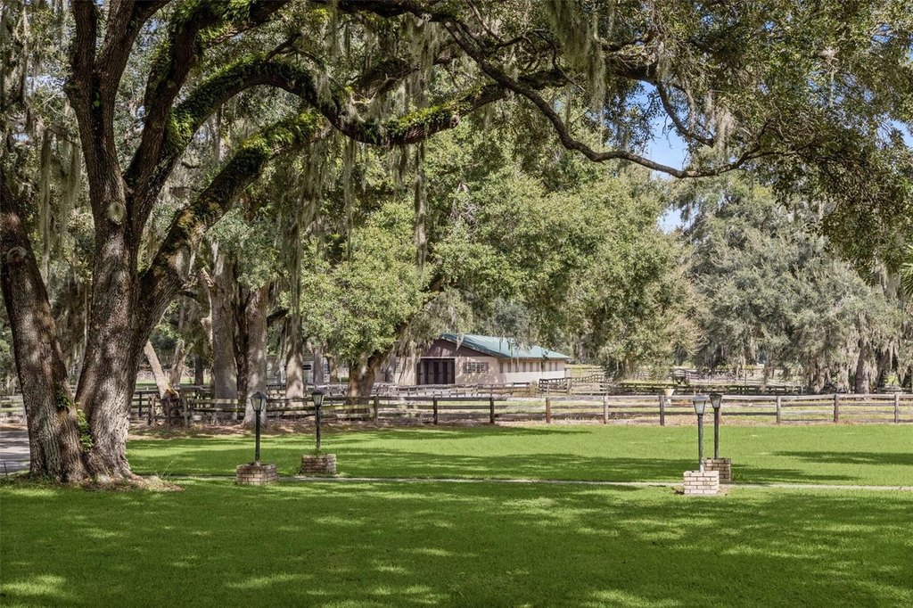 WILLISTON, Florida, 32696, United States, 3 Bedrooms Bedrooms, ,2.5 BathroomsBathrooms,Residential,Forsale,2004594