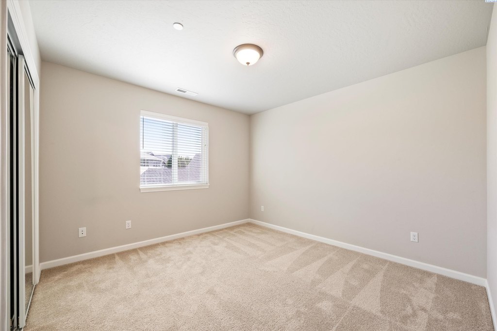 Richland, Washington, 99352, United States, 4 Bedrooms Bedrooms, ,2.5 BathroomsBathrooms,Residential,Forsale,1990696