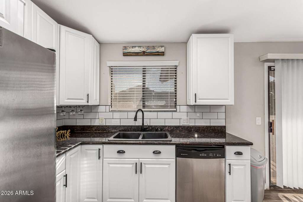 Gilbert, Arizona, 85233, United States, 4 Bedrooms Bedrooms, ,2.5 BathroomsBathrooms,Residential,Forsale,2015006