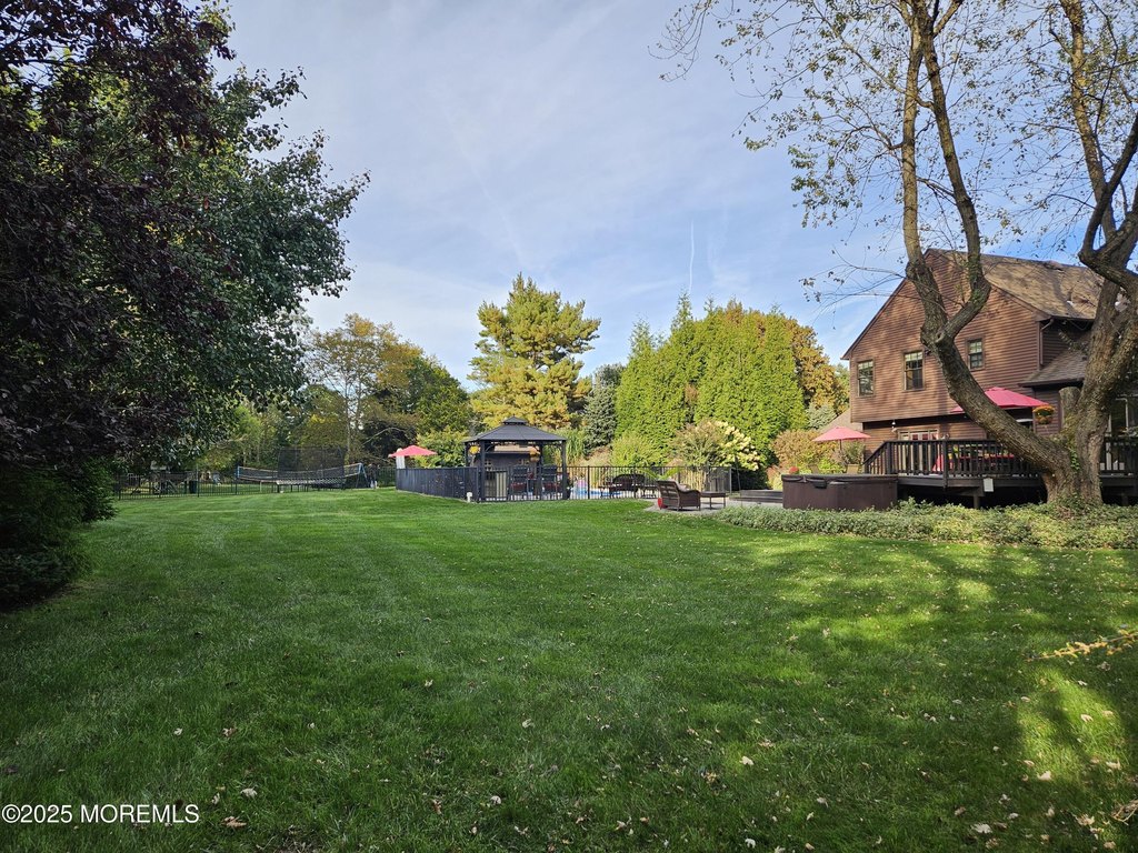 Red Bank, New Jersey, 07701, United States, 5 Bedrooms Bedrooms, ,3 BathroomsBathrooms,Residential,Forsale,1984553