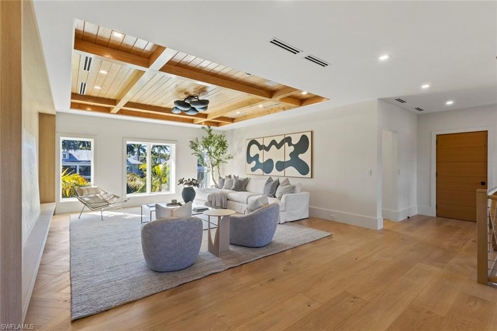 NAPLES, Florida, 34102, United States, 5 Bedrooms Bedrooms, ,5.5 BathroomsBathrooms,Residential,Forsale,2011524