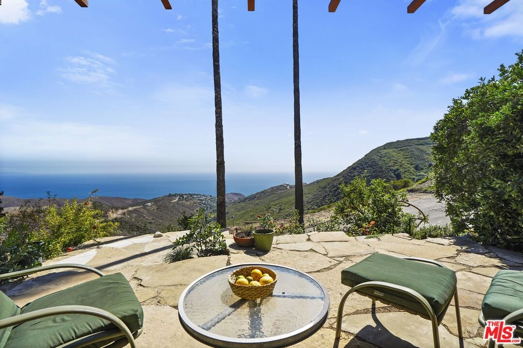 Malibu, California, 90265, United States, 3 Bedrooms Bedrooms, ,2.5 BathroomsBathrooms,Residential,Forsale,2009617