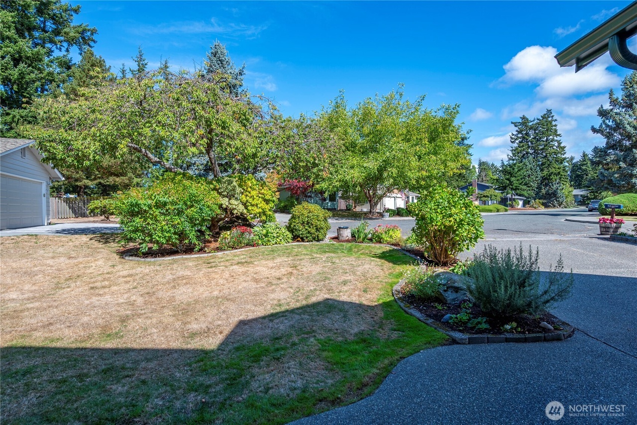 Oak Harbor, Washington, 98277, United States, 4 Bedrooms Bedrooms, ,2 BathroomsBathrooms,Residential,Forsale,1965888