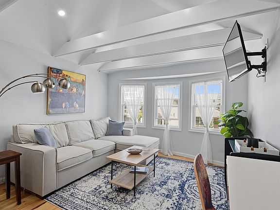 Margate, New Jersey, 08402, United States, 1 Bedroom Bedrooms, ,2 BathroomsBathrooms,Residential,Forsale,1967253