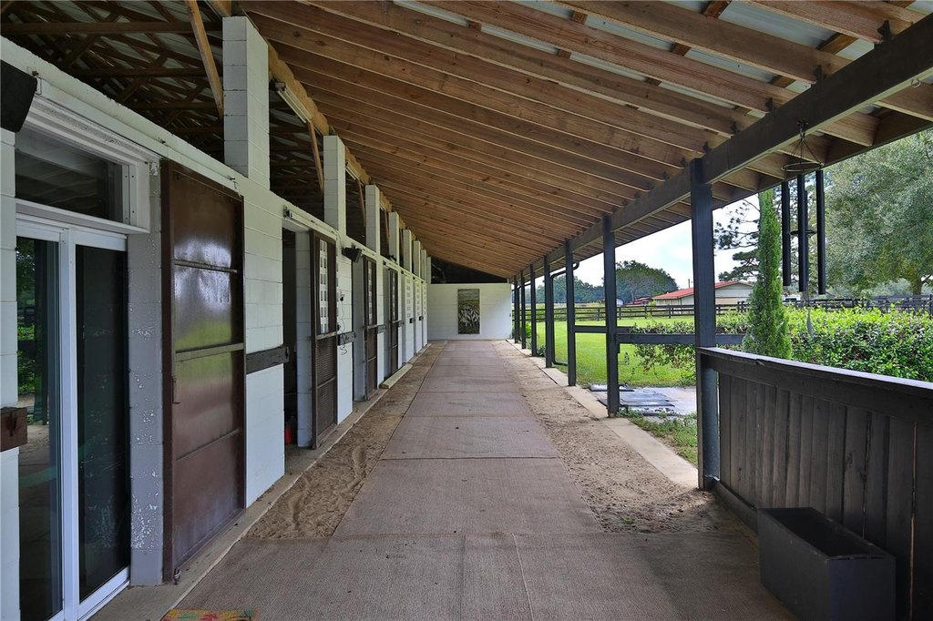 MORRISTON, Florida, 32668, United States, 5 Bedrooms Bedrooms, ,3 BathroomsBathrooms,Residential,Forsale,1969792