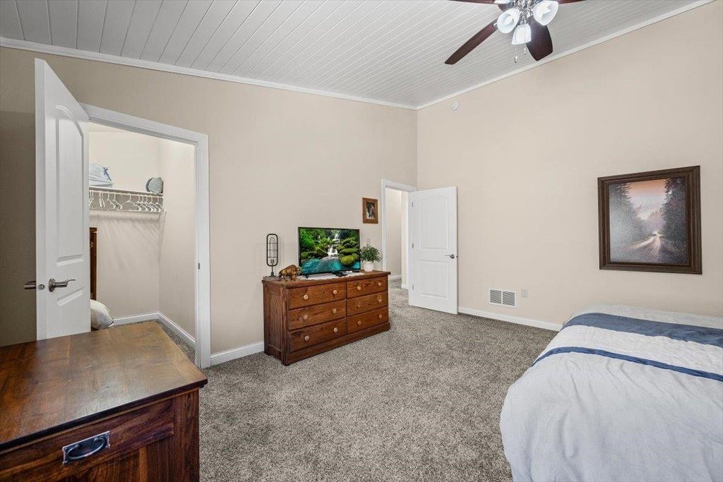 Deadwood, South Dakota, 57732, United States, 4 Bedrooms Bedrooms, ,2.5 BathroomsBathrooms,Residential,Forsale,1990698