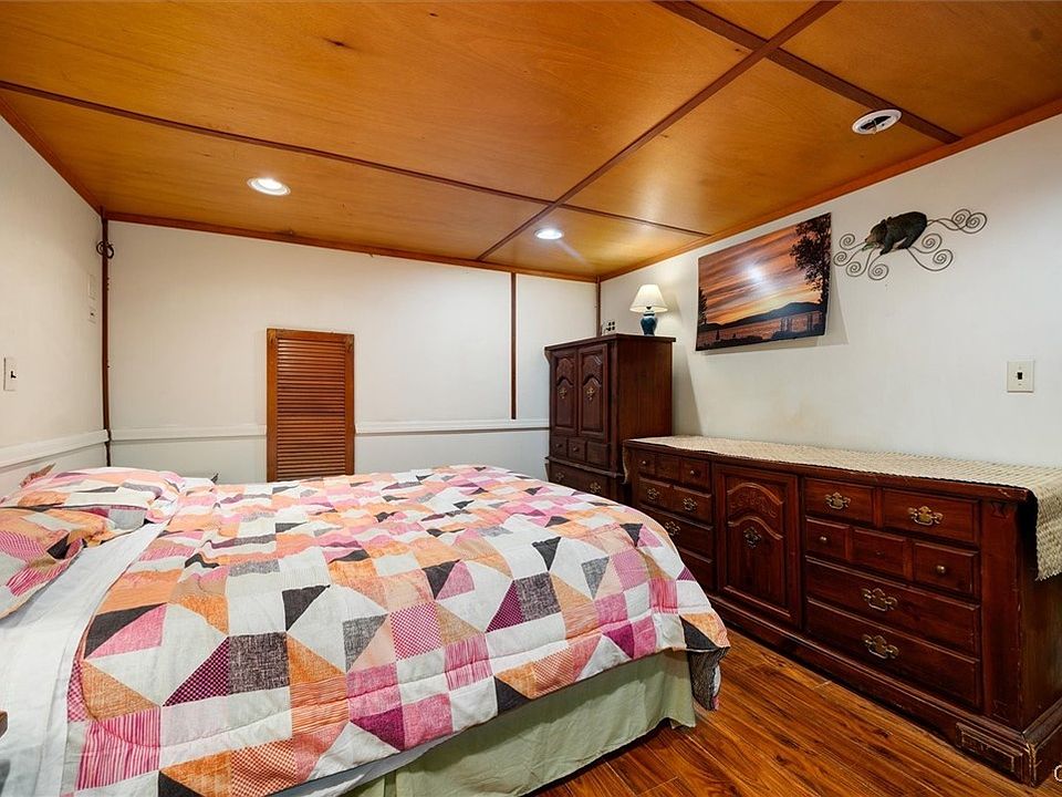 Inlet, New York, 13360, United States, 8 Bedrooms Bedrooms, ,3 BathroomsBathrooms,Residential,Forsale,1969692