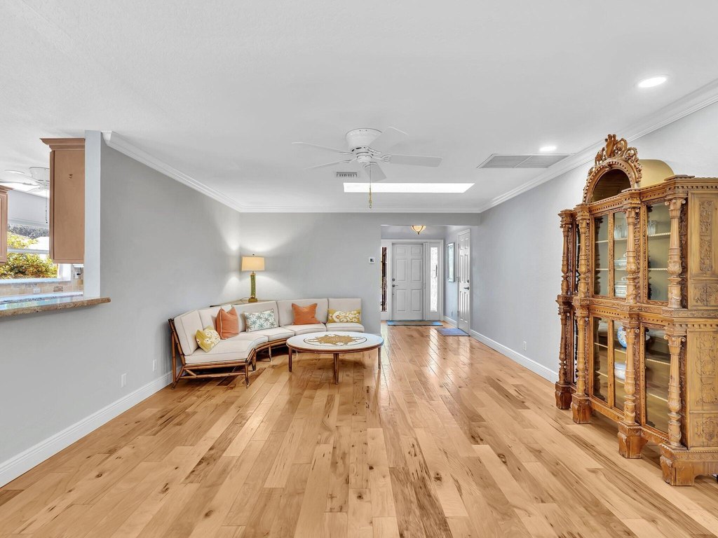 Boca Raton, Florida, 33432, United States, 2 Bedrooms Bedrooms, ,2 BathroomsBathrooms,Residential,Forsale,1996360