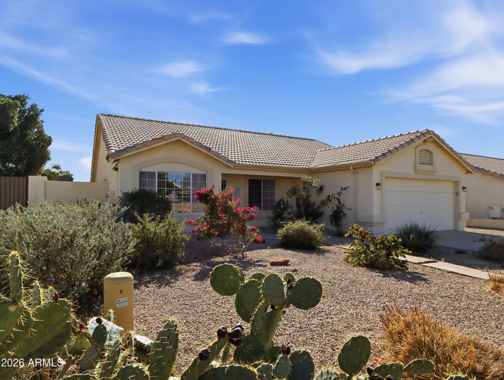 Mesa, Arizona, 85215, United States, 4 Bedrooms Bedrooms, ,2 BathroomsBathrooms,Residential,Forsale,2015027