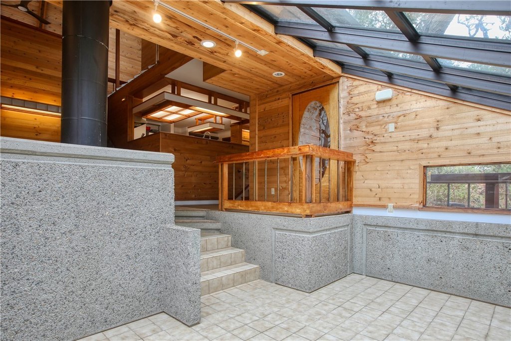 Cambria, California, 93428, United States, 3 Bedrooms Bedrooms, ,2.5 BathroomsBathrooms,Residential,Forsale,2009039