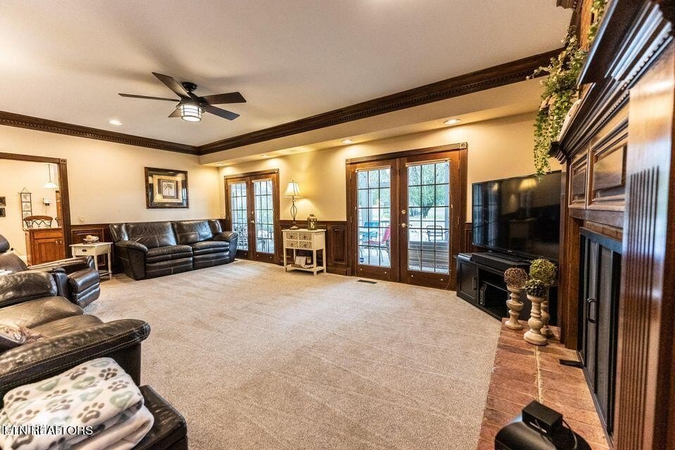 Pikeville, Tennessee, 37367, United States, 5 Bedrooms Bedrooms, ,5.5 BathroomsBathrooms,Residential,Forsale,1929853