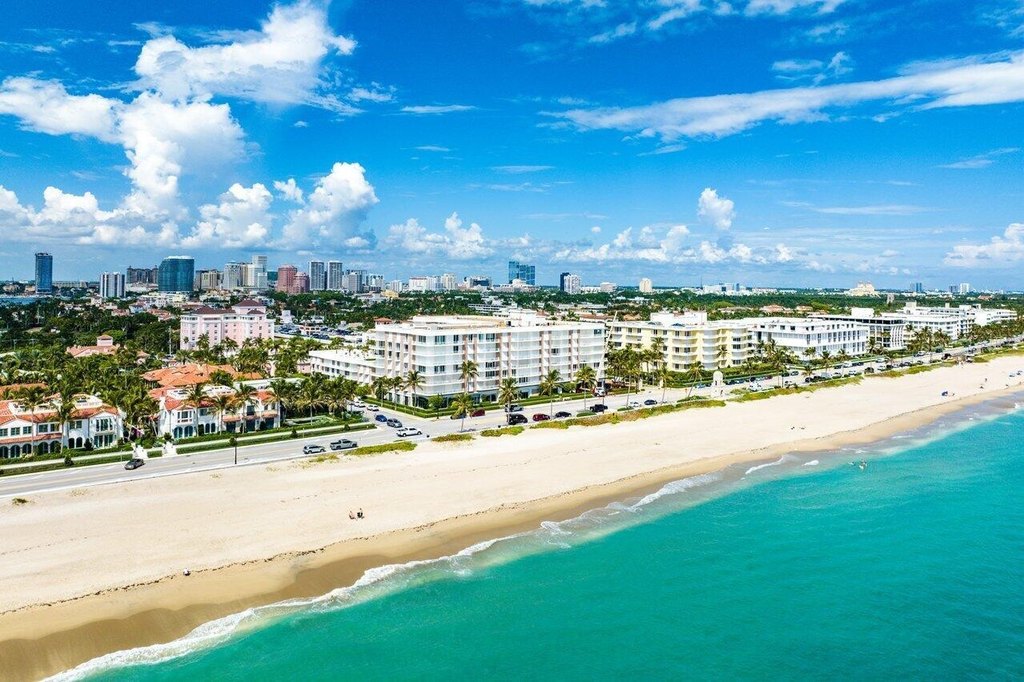 Palm Beach, Florida, 33480, United States, 2 Bedrooms Bedrooms, ,2 BathroomsBathrooms,Residential,Forsale,1996367