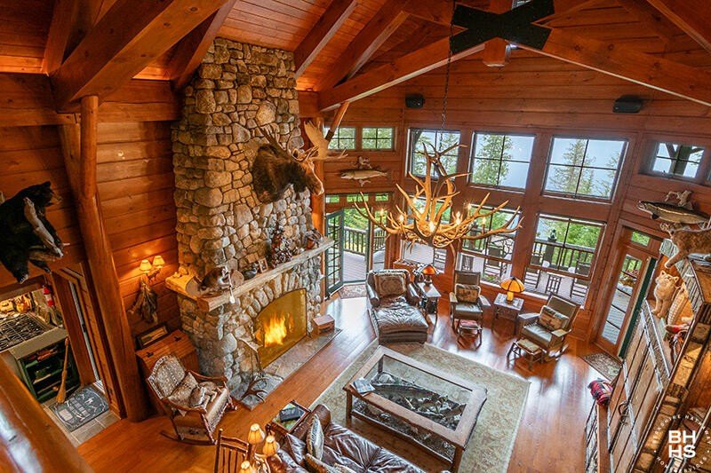 Saranac Lake, New York, 12983, United States, 7 Bedrooms Bedrooms, ,5 BathroomsBathrooms,Residential,Forsale,1999417