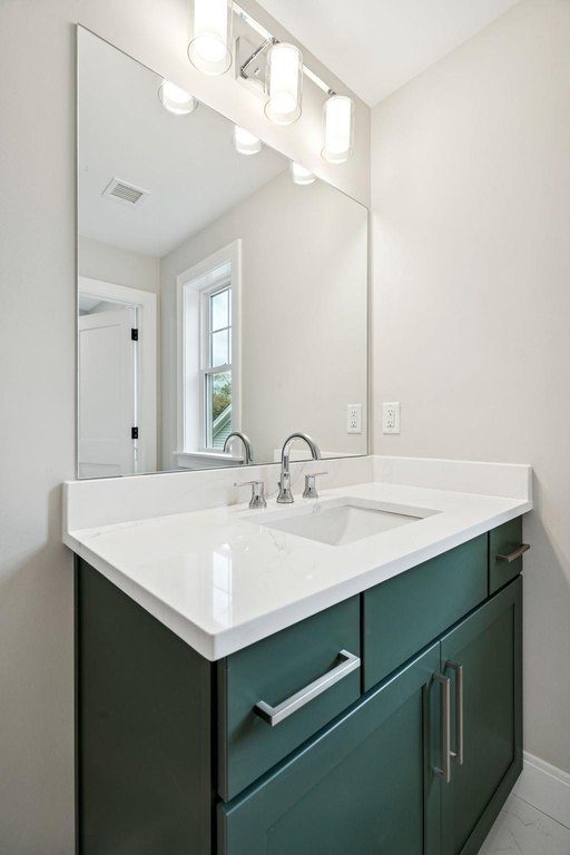 Portsmouth, New Hampshire, 03801, United States, 4 Bedrooms Bedrooms, ,2.5 BathroomsBathrooms,Residential,Forsale,2002371