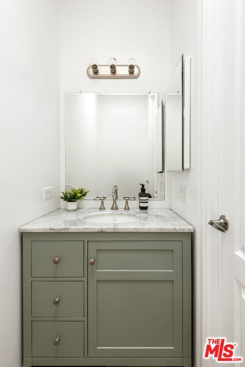 Malibu, California, 90265, United States, 4 Bedrooms Bedrooms, ,2.5 BathroomsBathrooms,Residential,Forsale,1922150