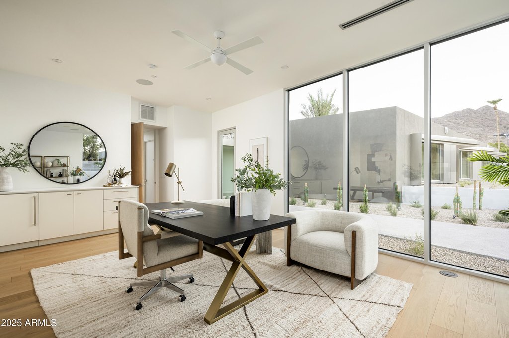 Paradise Valley, Arizona, 85253, United States, 5 Bedrooms Bedrooms, ,6 BathroomsBathrooms,Residential,Forsale,2000265