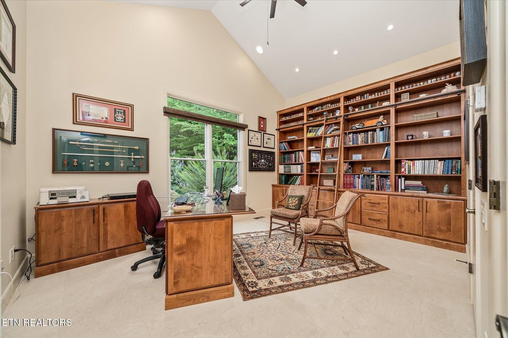 Crossville, Tennessee, 38558, United States, 4 Bedrooms Bedrooms, ,2.5 BathroomsBathrooms,Residential,Forsale,1929843