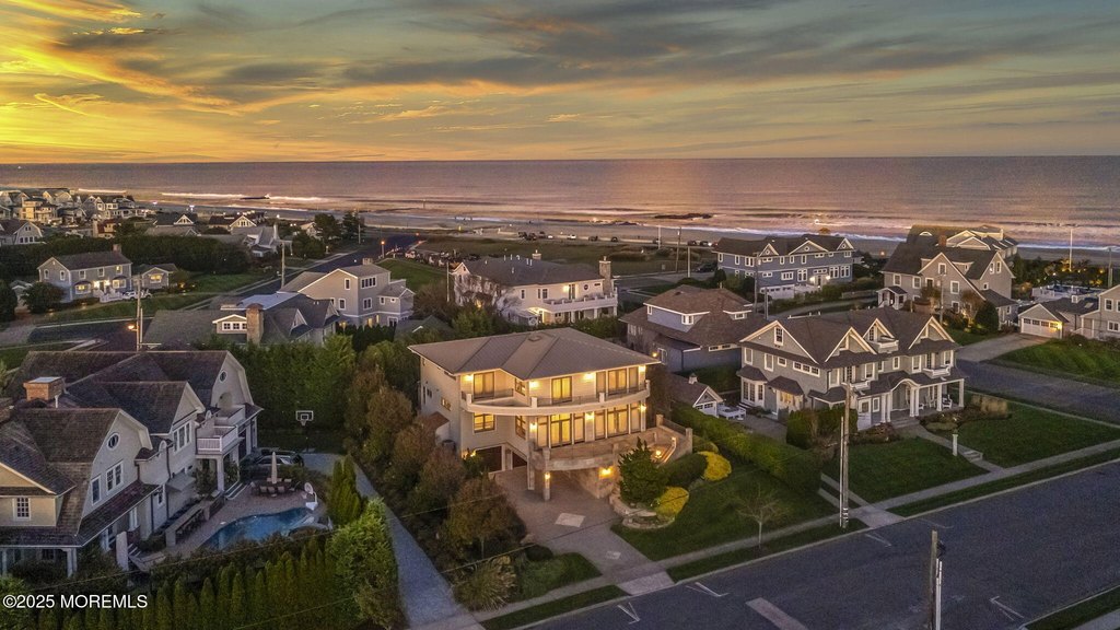 Spring Lake, New Jersey, 07762, United States, 4 Bedrooms Bedrooms, ,5 BathroomsBathrooms,Residential,Forsale,1984564 Spring Lake, New Jersey, 07762, United States, 4 Bedrooms Bedrooms, ,5 BathroomsBathrooms,Residential,Forsale,1984564