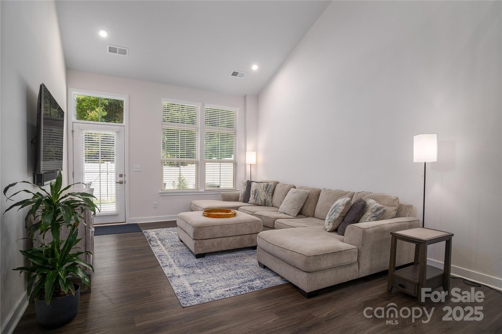 Mooresville, North Carolina, 28117, United States, 3 Bedrooms Bedrooms, ,2.5 BathroomsBathrooms,Residential,Forsale,2004566