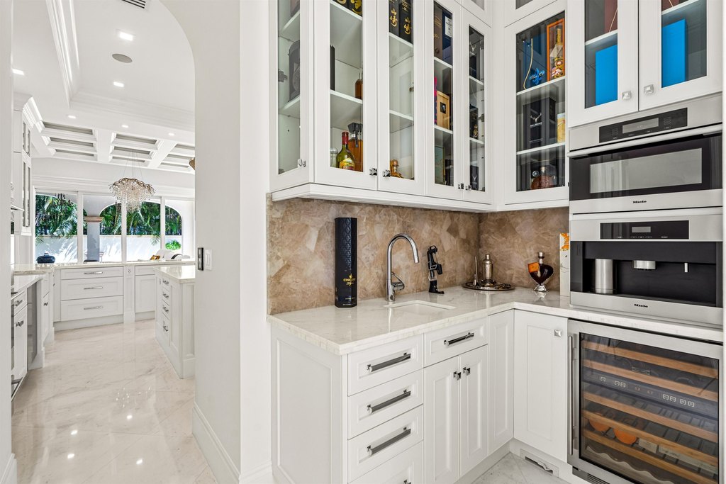 Delray Beach, Florida, 33483, United States, 5 Bedrooms Bedrooms, ,4.5 BathroomsBathrooms,Residential,Forsale,1996333