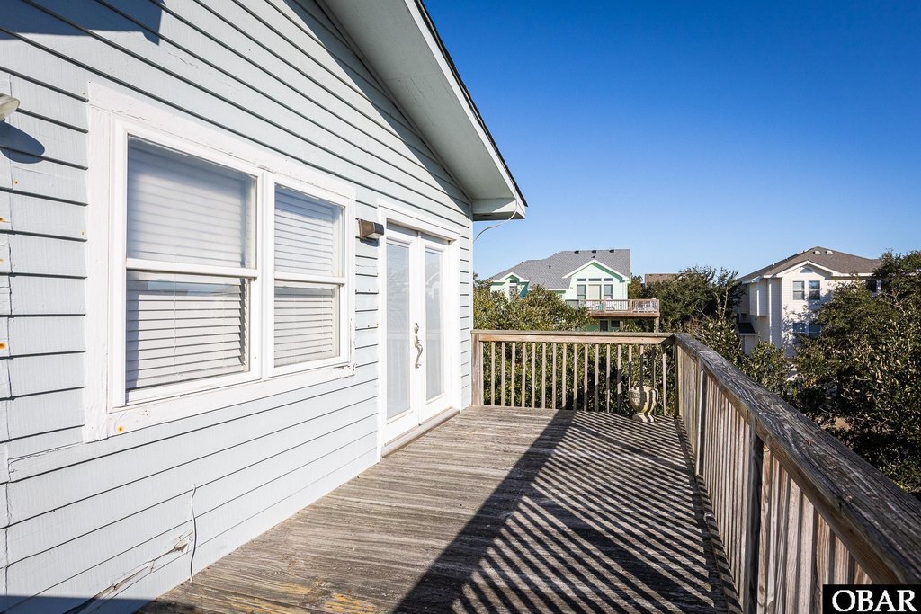 Corolla, North Carolina, 27927, United States, 5 Bedrooms Bedrooms, ,3 BathroomsBathrooms,Residential,Forsale,1993766