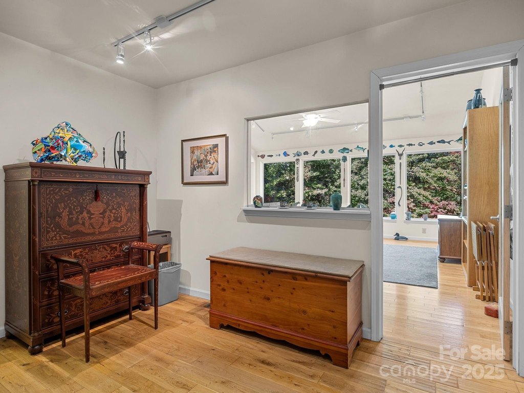 Landrum, South Carolina, 29356, United States, 2 Bedrooms Bedrooms, ,2.5 BathroomsBathrooms,Residential,Forsale,2004298