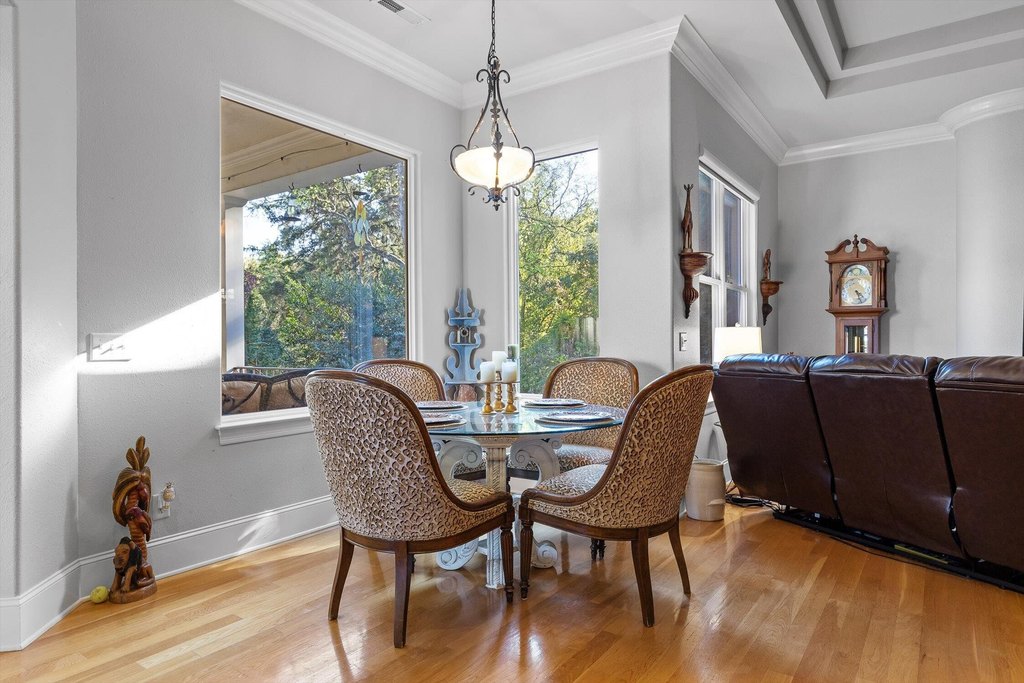 Chattanooga, Tennessee, 37419, United States, 3 Bedrooms Bedrooms, ,3 BathroomsBathrooms,Residential,Forsale,1995328