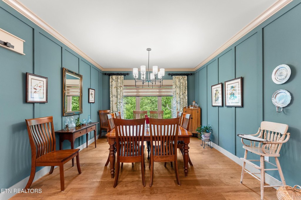 Crossville, Tennessee, 38558, United States, 4 Bedrooms Bedrooms, ,3 BathroomsBathrooms,Residential,Forsale,1952849