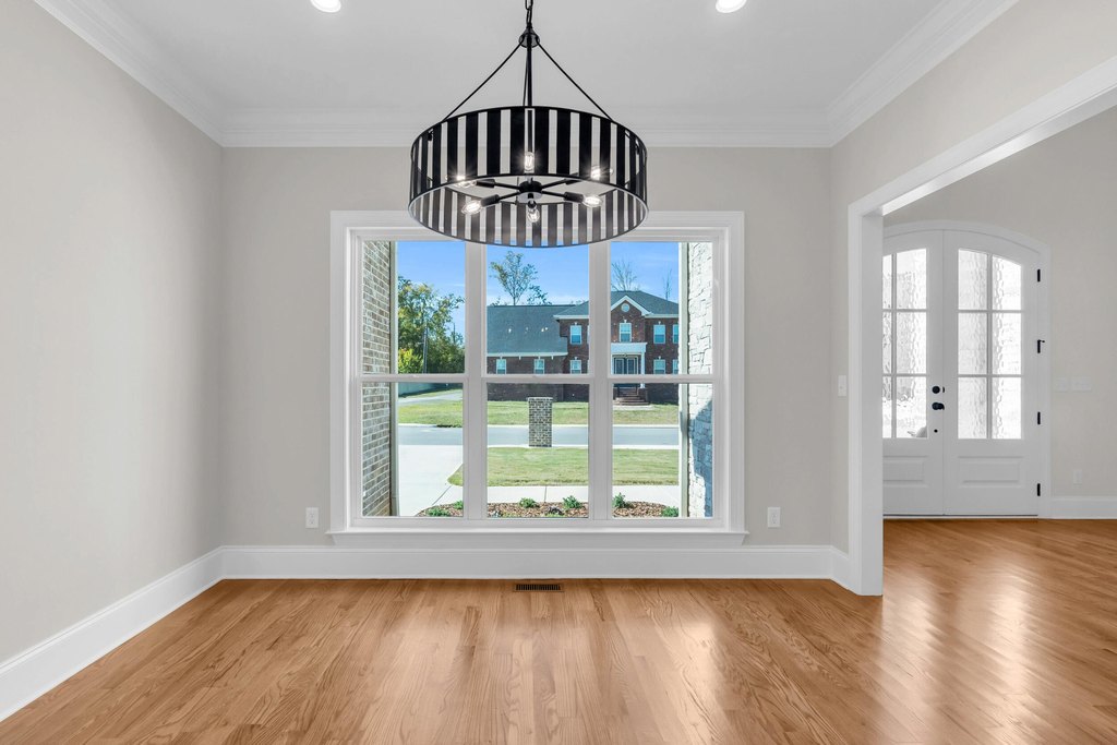 Chattanooga, Tennessee, 37421, United States, 5 Bedrooms Bedrooms, ,4 BathroomsBathrooms,Residential,Forsale,2009582