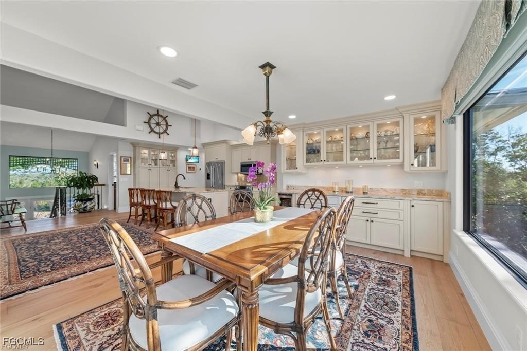 Sanibel, Florida, 33957, United States, 3 Bedrooms Bedrooms, ,3 BathroomsBathrooms,Residential,Forsale,1998642