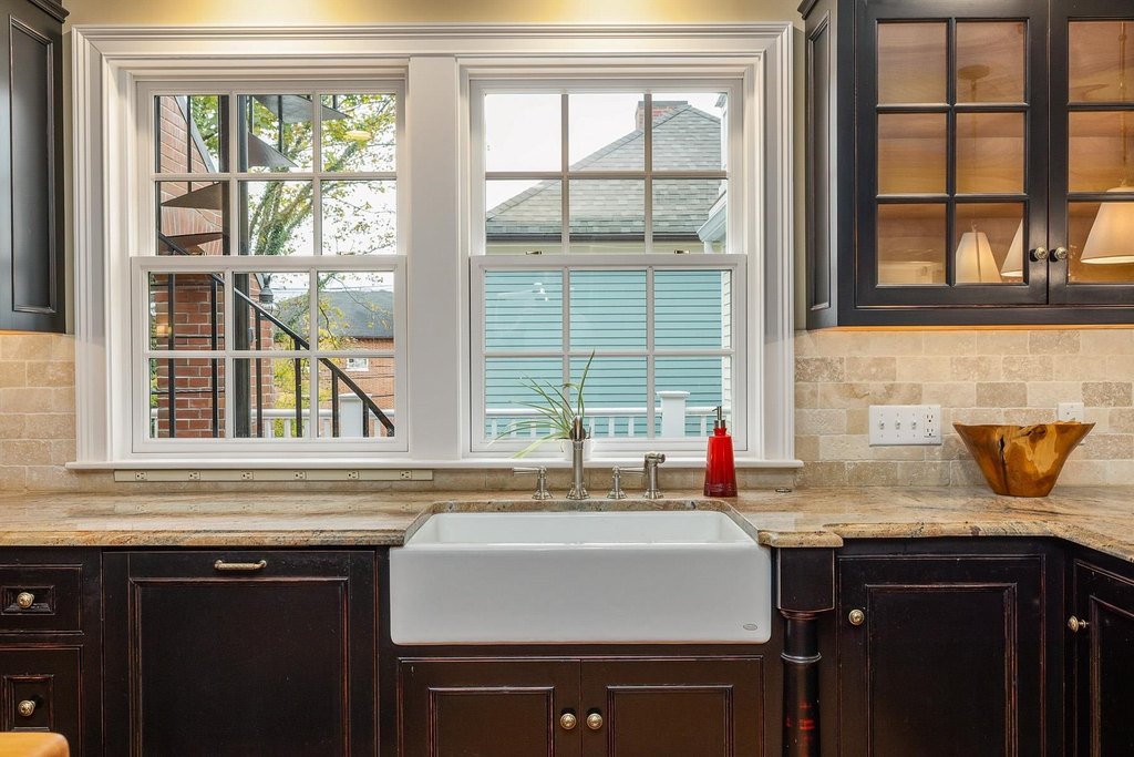 Portsmouth, New Hampshire, 03801, United States, 8 Bedrooms Bedrooms, ,8.5 BathroomsBathrooms,Residential,Forsale,2002395