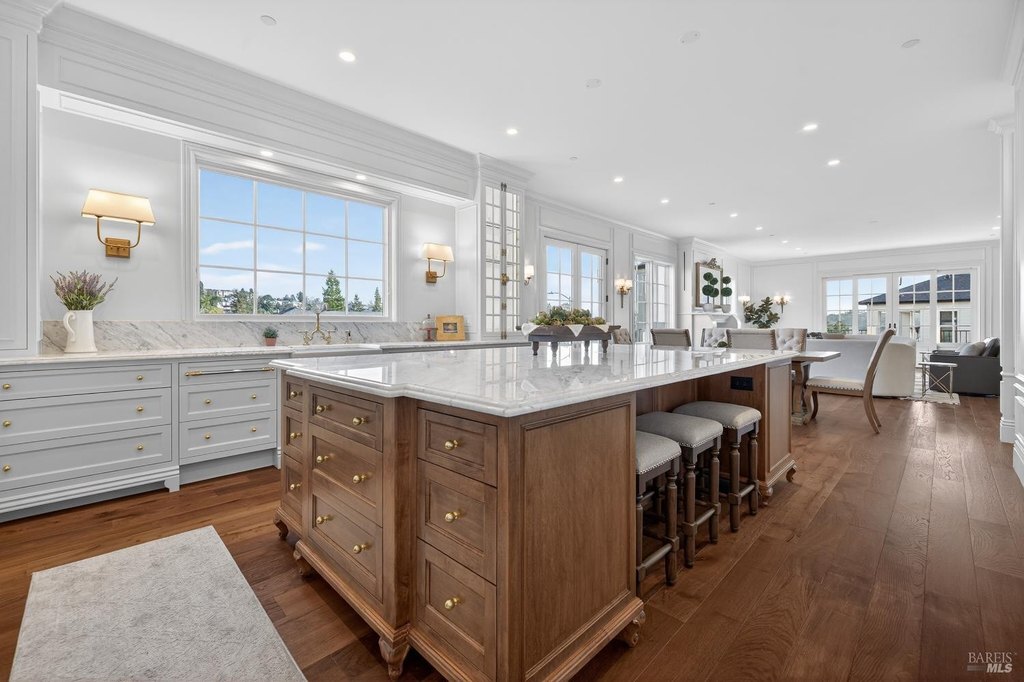 Santa Rosa, California, 95403, United States, 5 Bedrooms Bedrooms, ,4 BathroomsBathrooms,Residential,Forsale,2014494