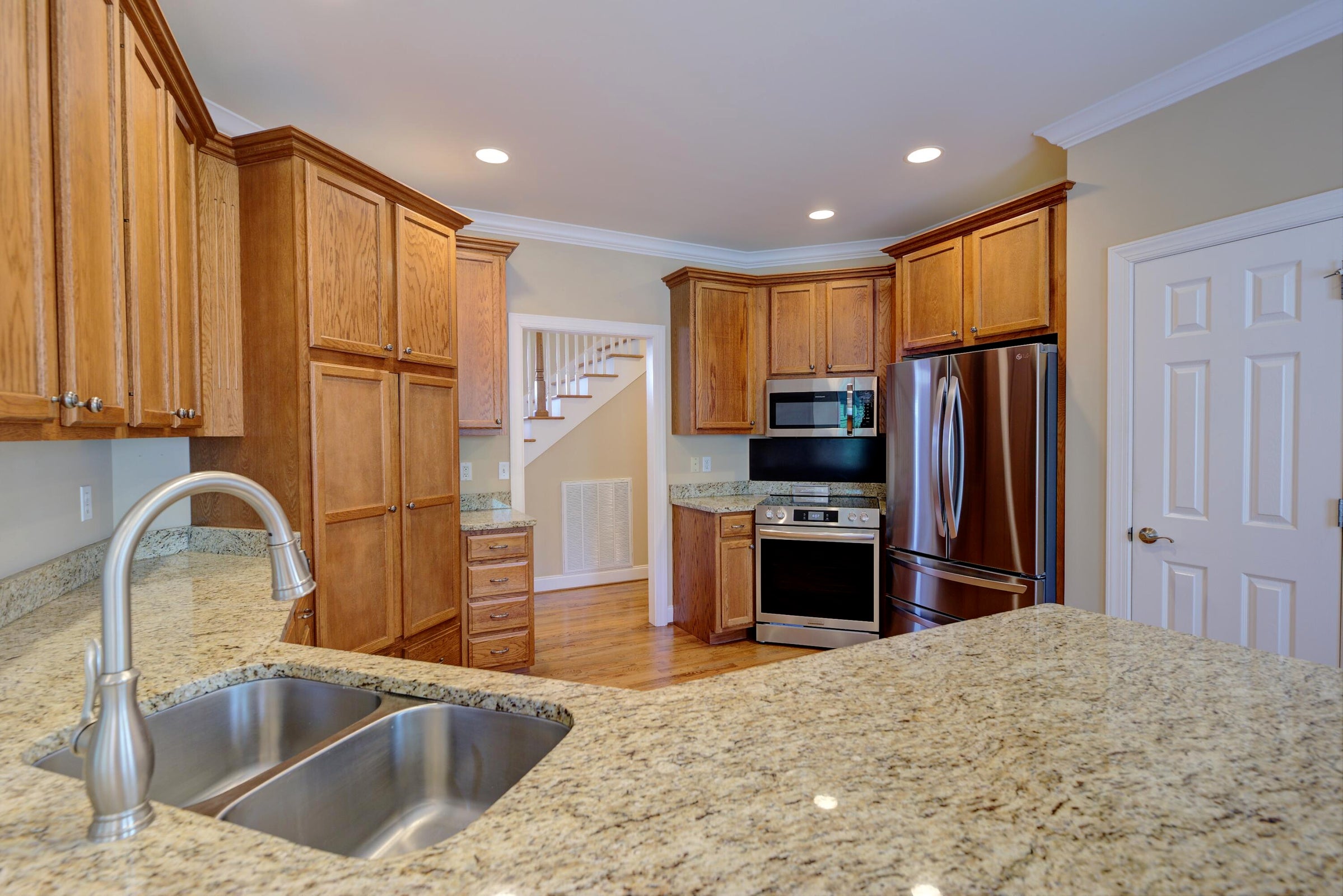 Ringgold, Georgia, 30736, United States, 3 Bedrooms Bedrooms, ,2 BathroomsBathrooms,Residential,Forsale,1995314