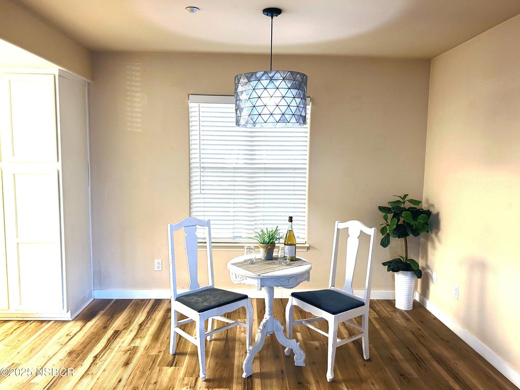 Buellton, California, 93427, United States, 3 Bedrooms Bedrooms, ,2.5 BathroomsBathrooms,Residential,Forsale,2004310