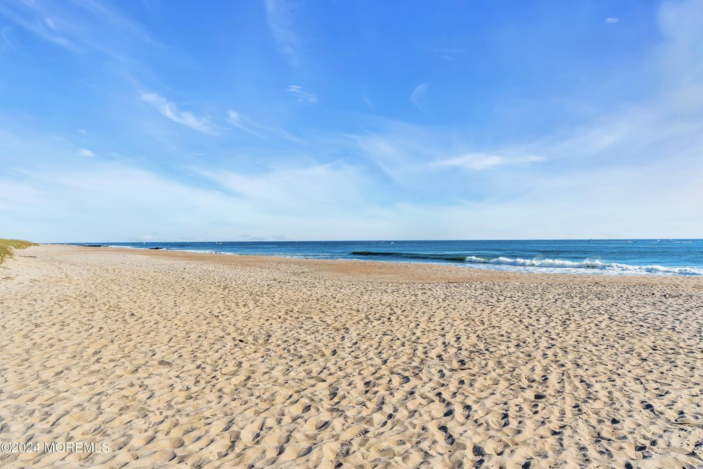 Sea Girt, New Jersey, 08750, United States, 7 Bedrooms Bedrooms, ,6.5 BathroomsBathrooms,Residential,Forsale,2001411