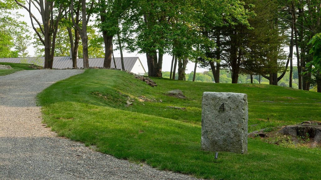 York, Maine, 03909, United States, 4 Bedrooms Bedrooms, ,3 BathroomsBathrooms,Residential,Forsale,1933927