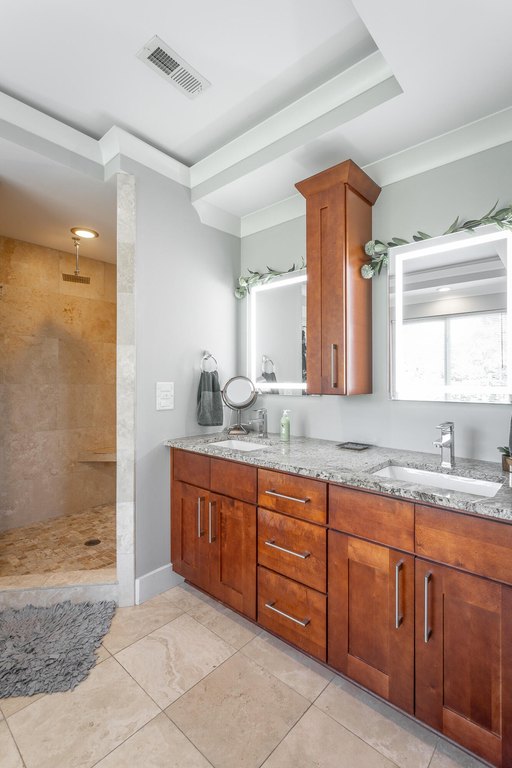 Chattanooga, Tennessee, 37405, United States, 4 Bedrooms Bedrooms, ,3.5 BathroomsBathrooms,Residential,Forsale,1995329