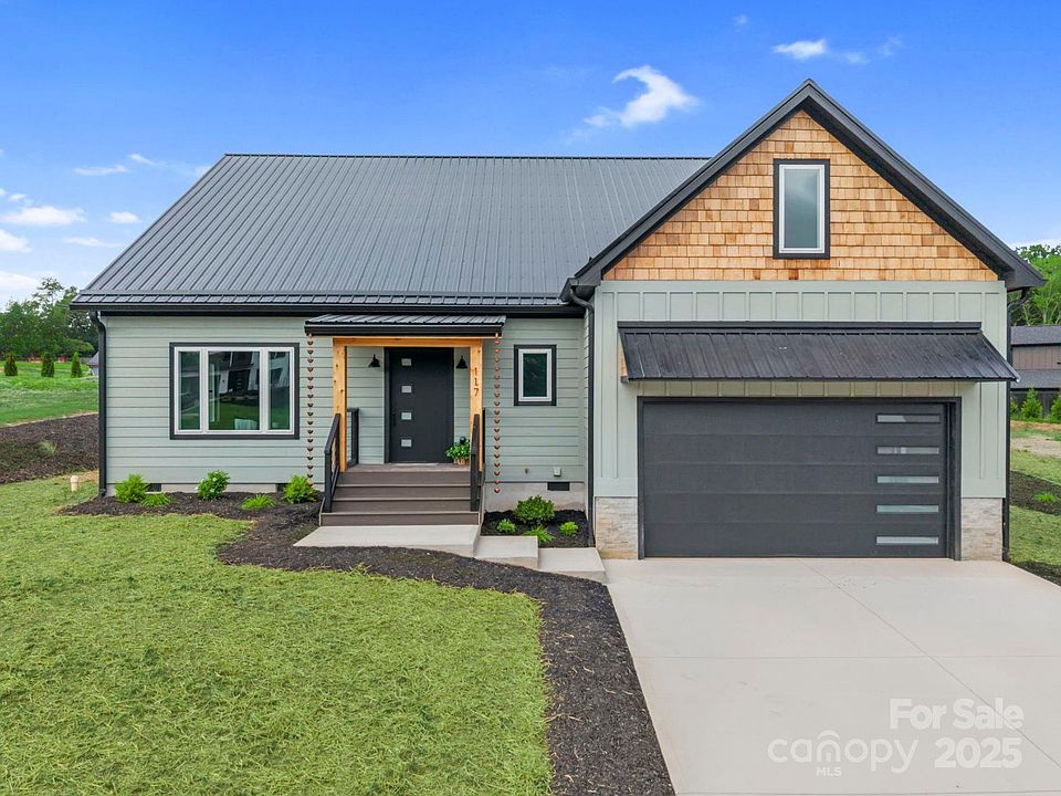 Asheville, North Carolina, 28806, United States, 3 Bedrooms Bedrooms, ,2 BathroomsBathrooms,Residential,Forsale,1986000 Asheville, North Carolina, 28806, United States, 3 Bedrooms Bedrooms, ,2 BathroomsBathrooms,Residential,Forsale,1986000