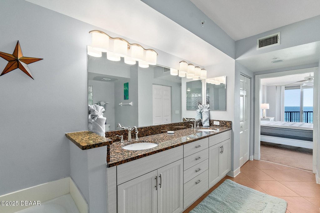 Daytona Beach Shores, Florida, 32118, United States, 3 Bedrooms Bedrooms, ,3 BathroomsBathrooms,Residential,Forsale,1990152