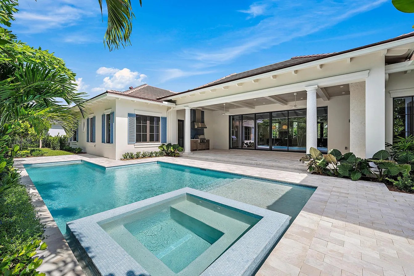 Delray Beach, Florida, 33483, United States, 4 Bedrooms Bedrooms, ,4 BathroomsBathrooms,Residential,Forsale,1968183