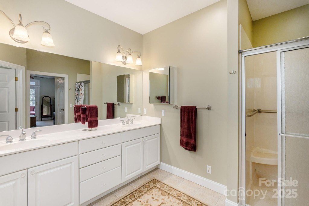 Flat Rock, North Carolina, 28731, United States, 3 Bedrooms Bedrooms, ,2.5 BathroomsBathrooms,Residential,Forsale,2004300